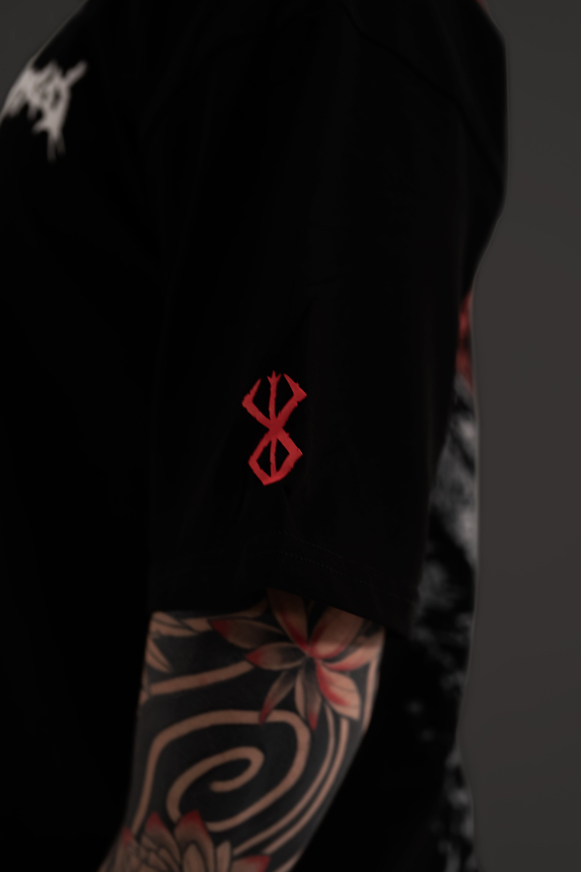CAMISETA OVERSIZE - BERSERK EDITION