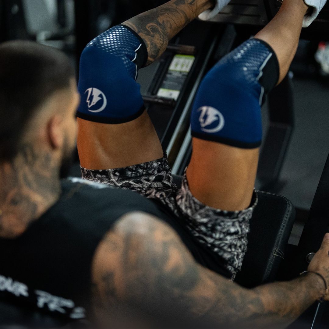 RODILLERAS 7 MM GYM PIXEL - NEGRO