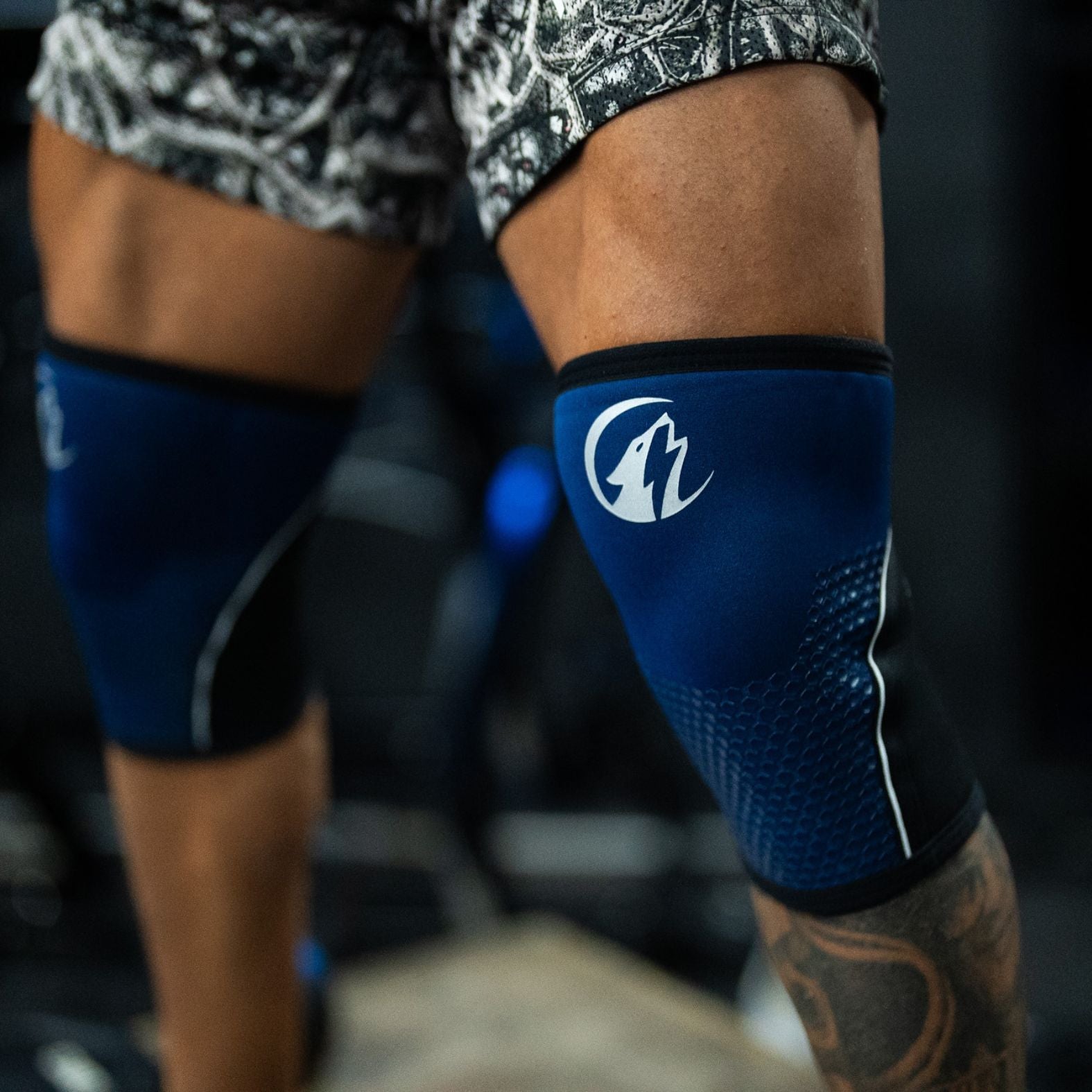 RODILLERAS 7 MM GYM PIXEL - GRIS