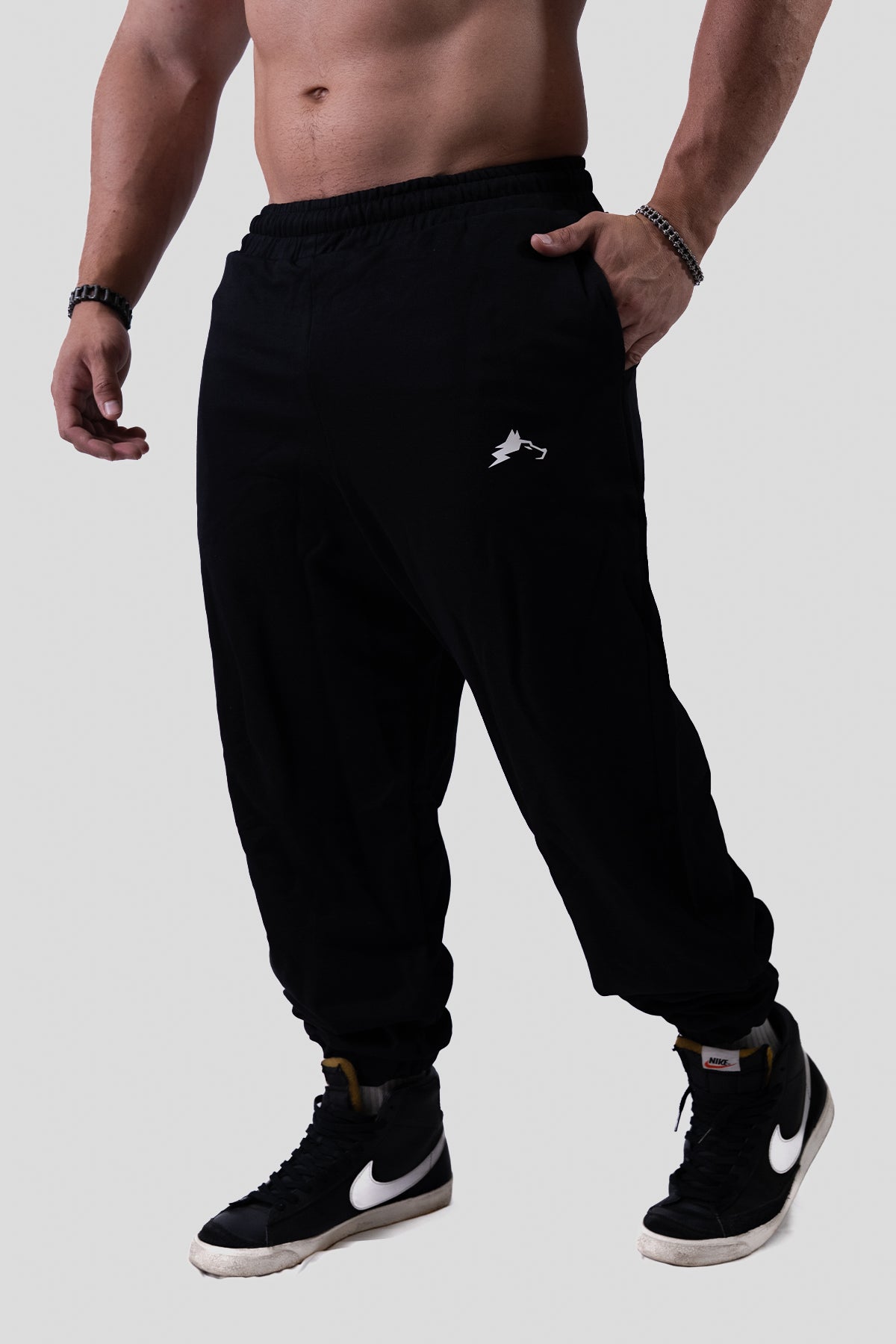 JOGGER ESSENTIAL - NEGRO