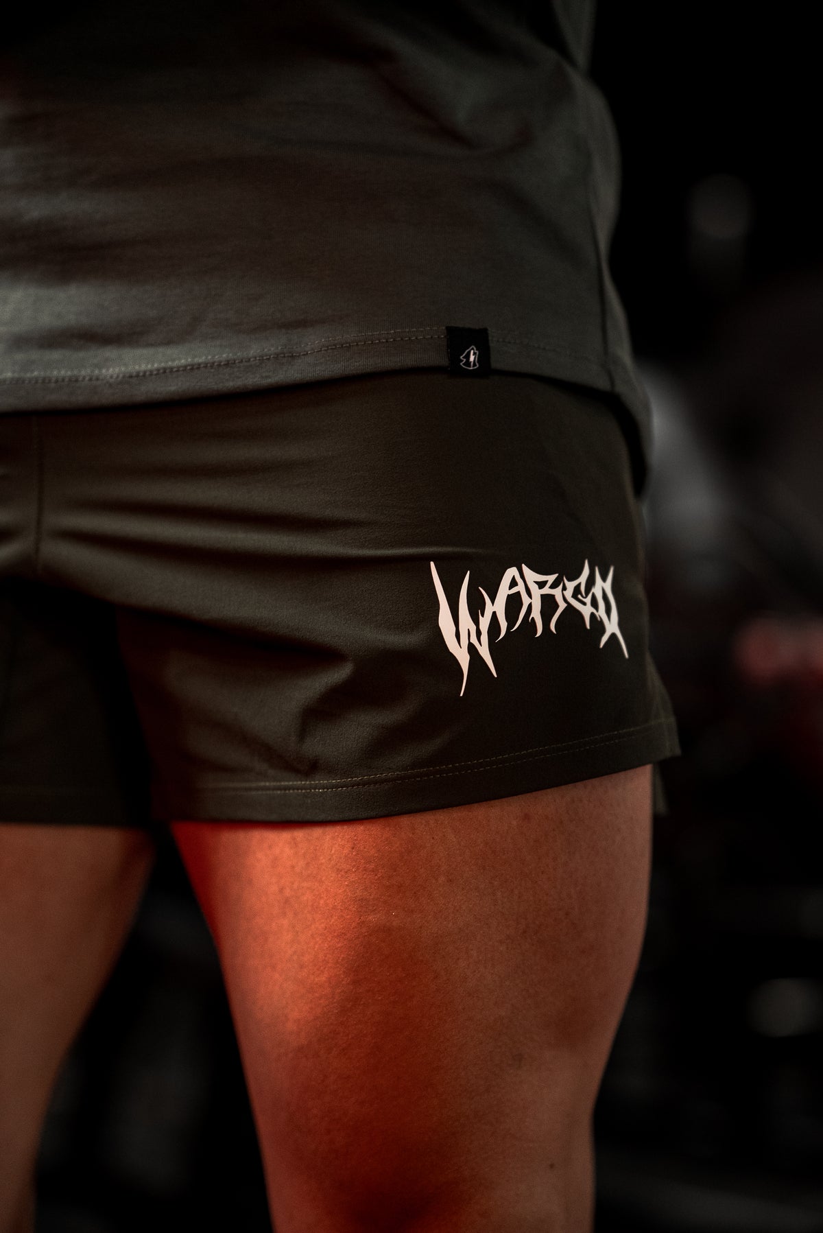SHORT ESSENTIALS - NEGRO