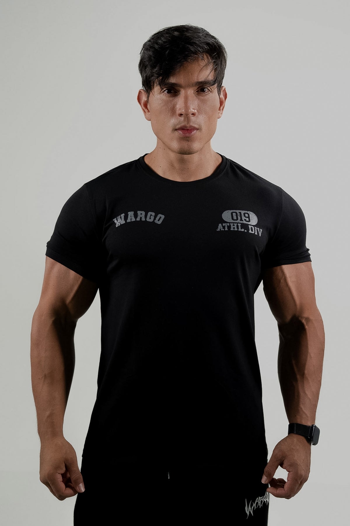 CAMISETA SUPER SLIM TEE ESSENTIAL - NEGRO