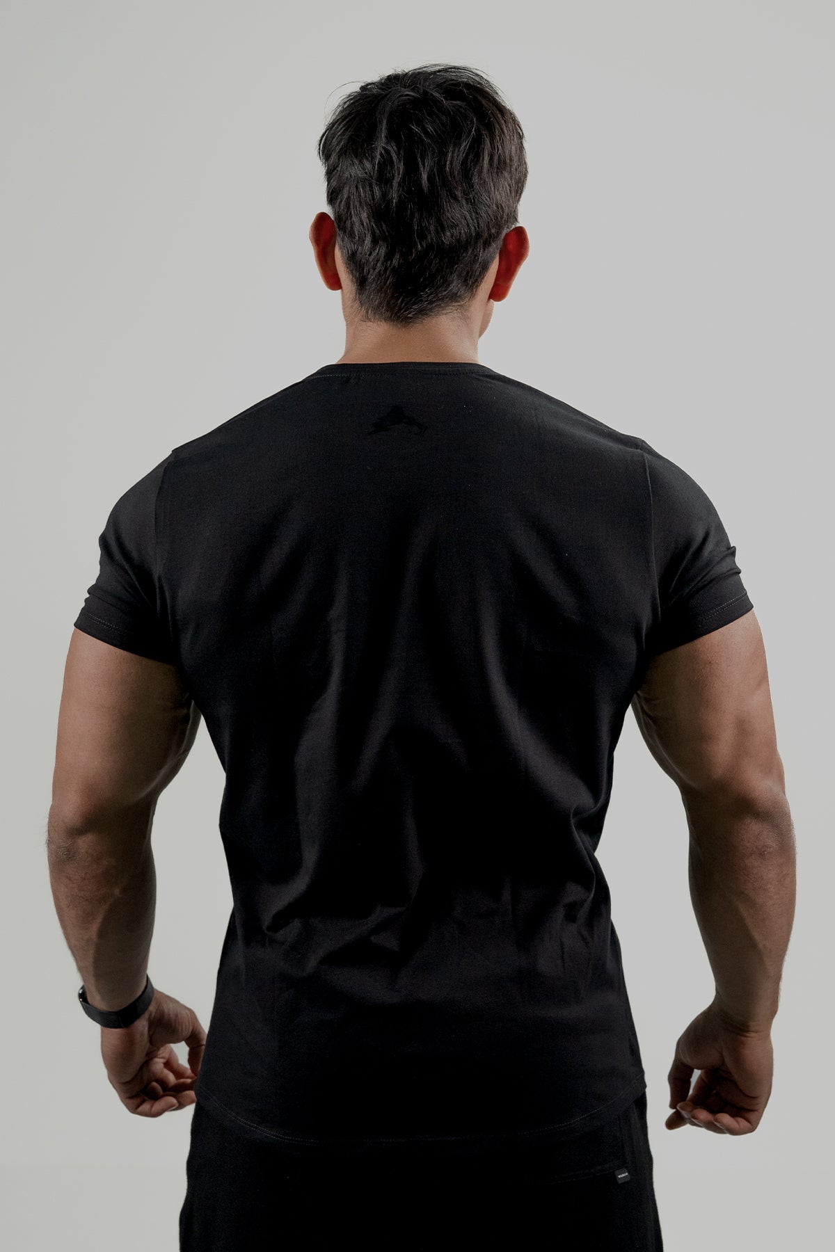CAMISETA SUPER SLIM TEE ESSENTIAL - NEGRO