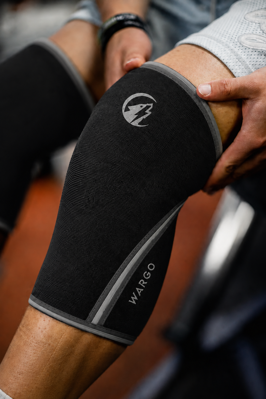 RODILLERAS 7 MM GYM - NEGRO/GRIS