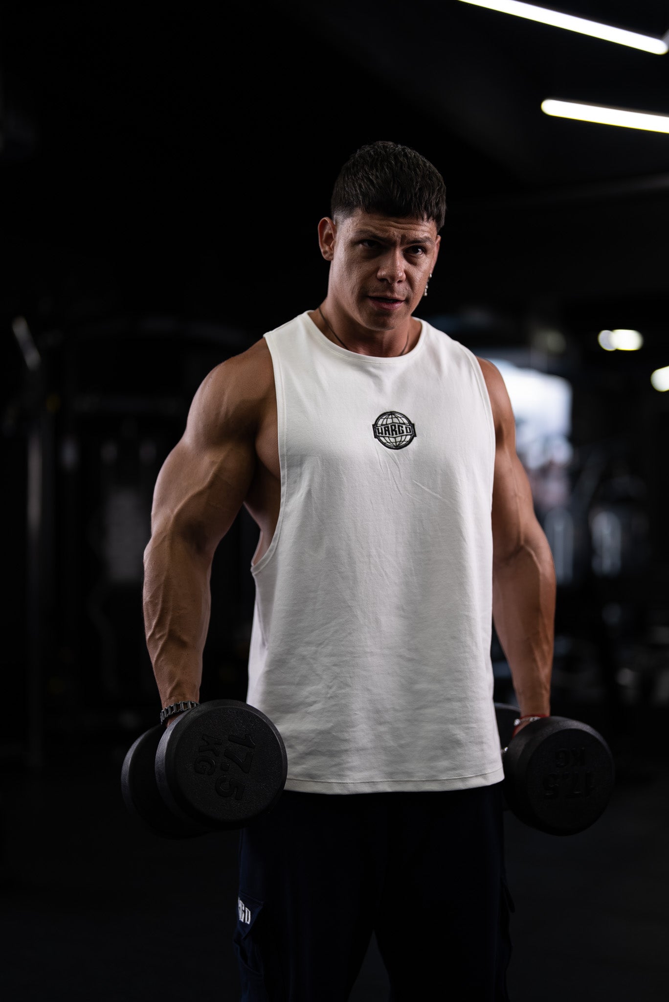 CAMISETA SIN MANGAS TANK FRONTIER - GRIS