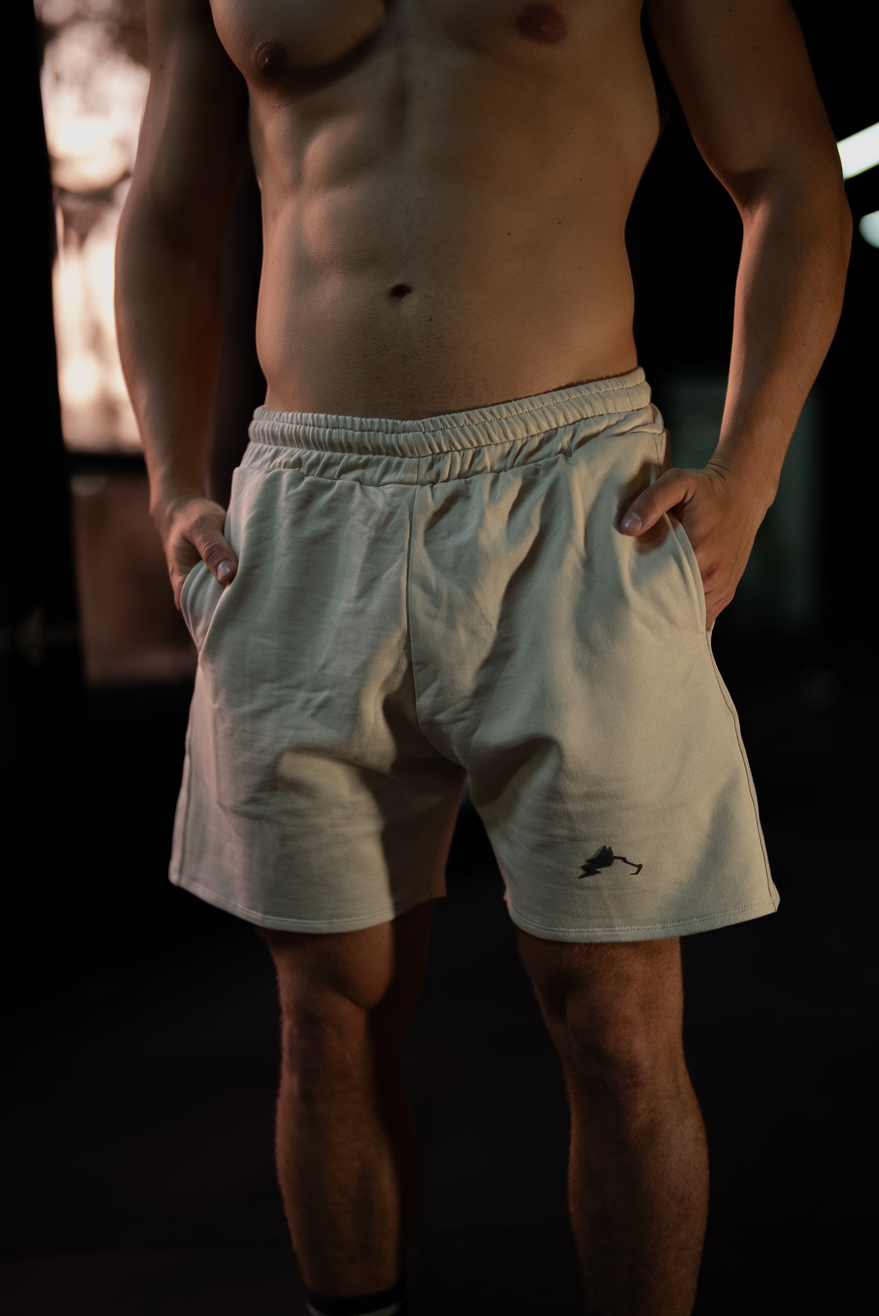 SHORT SLIM ESSENTIAL - NEGRO