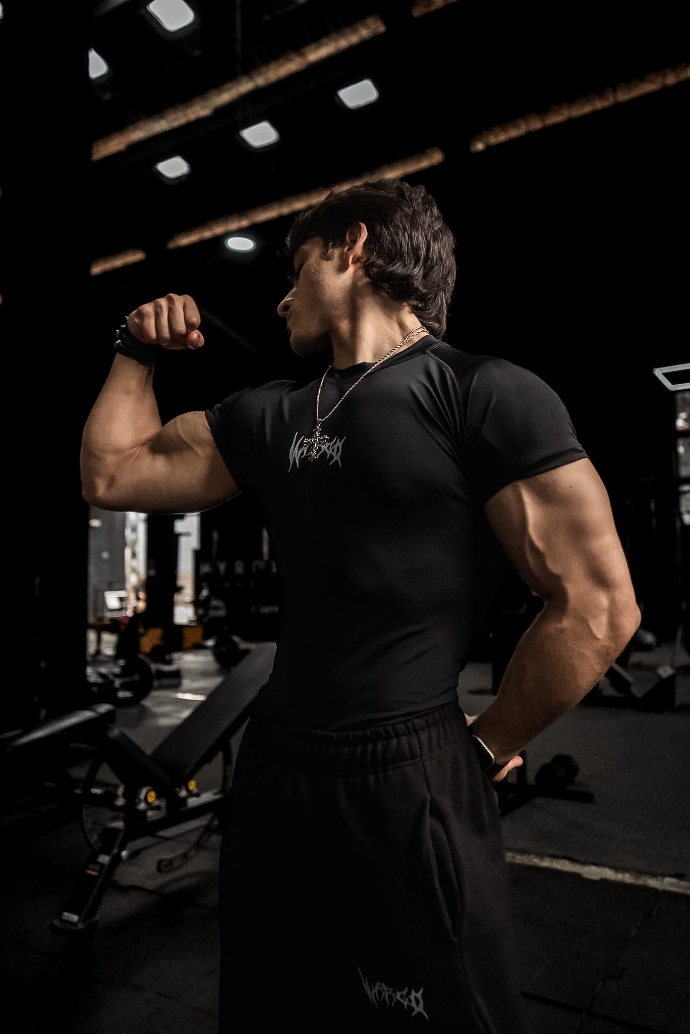 CAMISETA  COMPRESIÓN ALPHA DROP - NEGRO