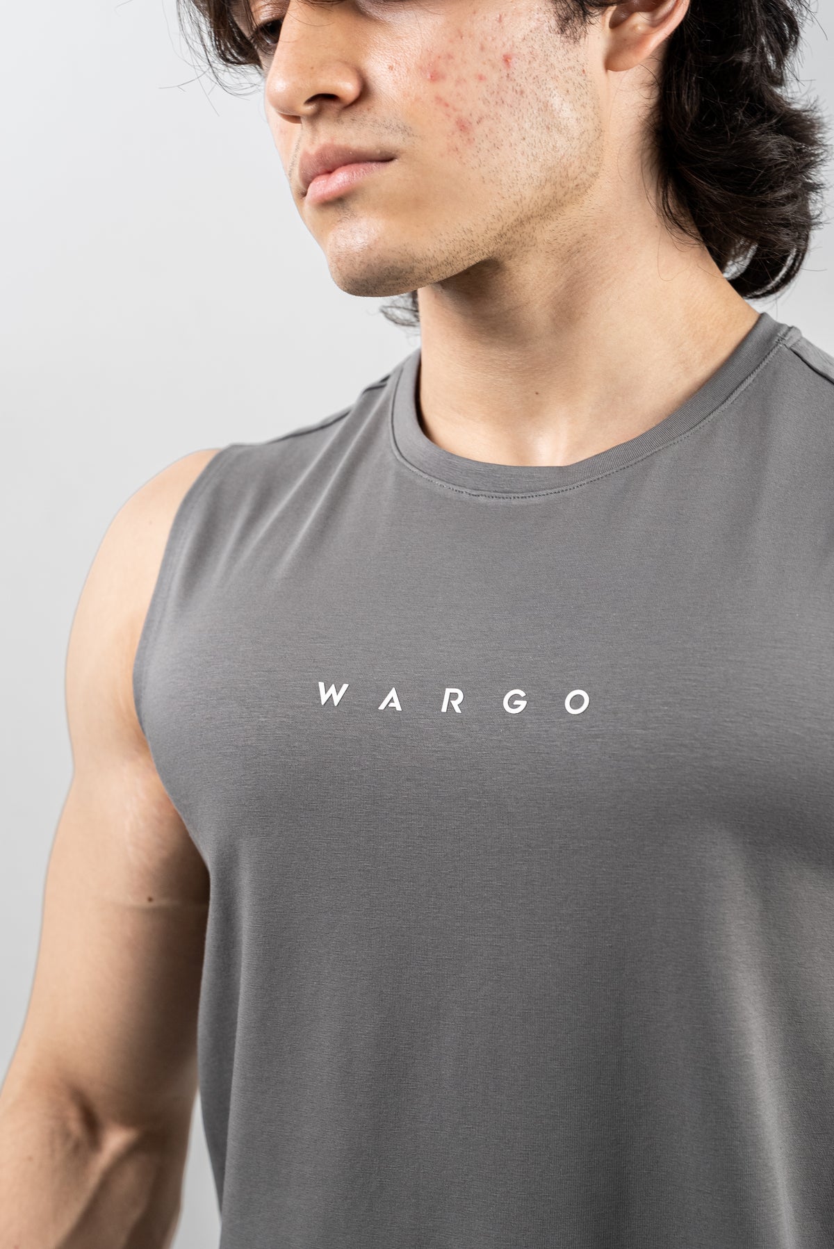 TANK SLIM ESSENTIALS  - GRIS