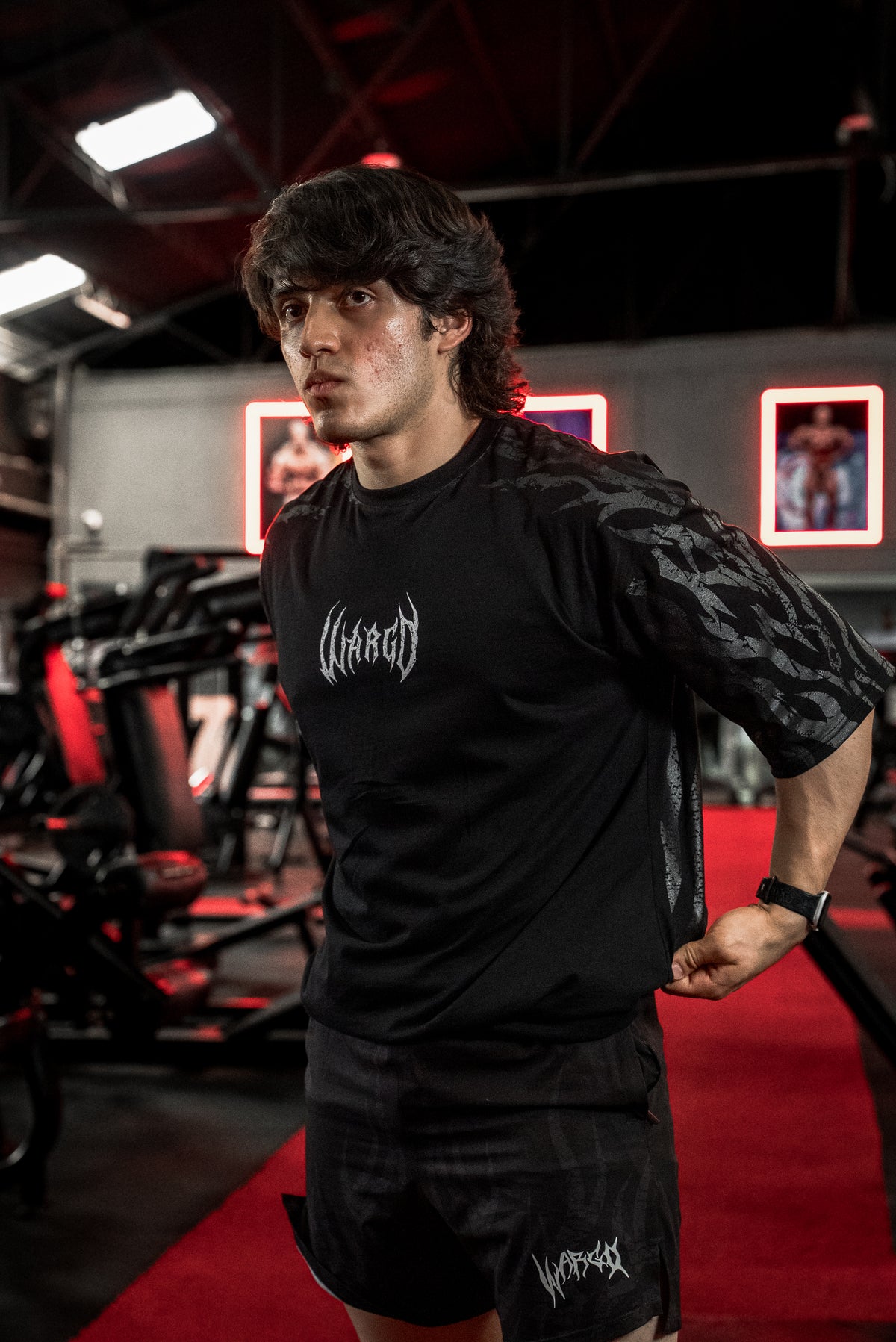 CAMISETA OVERSIZE FLAME ESSENTIALS - NEGRO