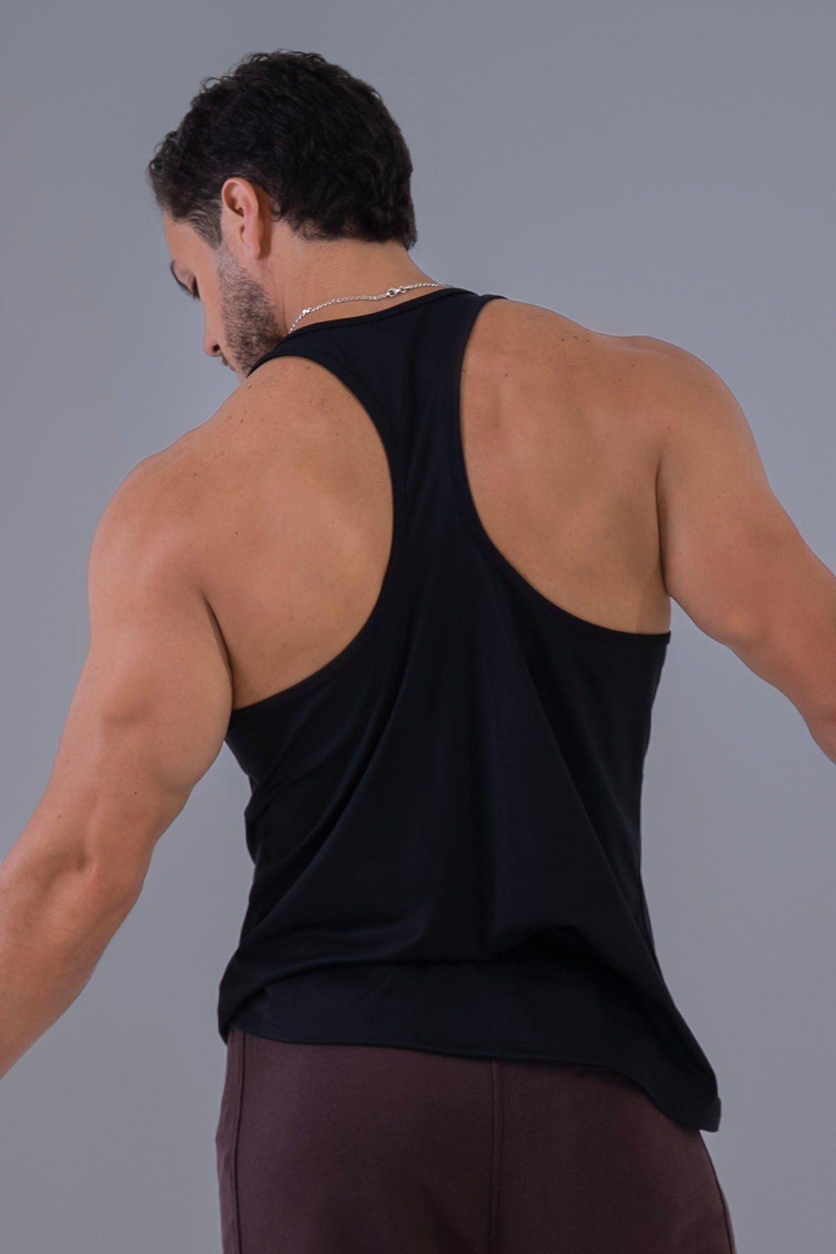 CAMISETAS STRINGER FRONTIER - NEGRO