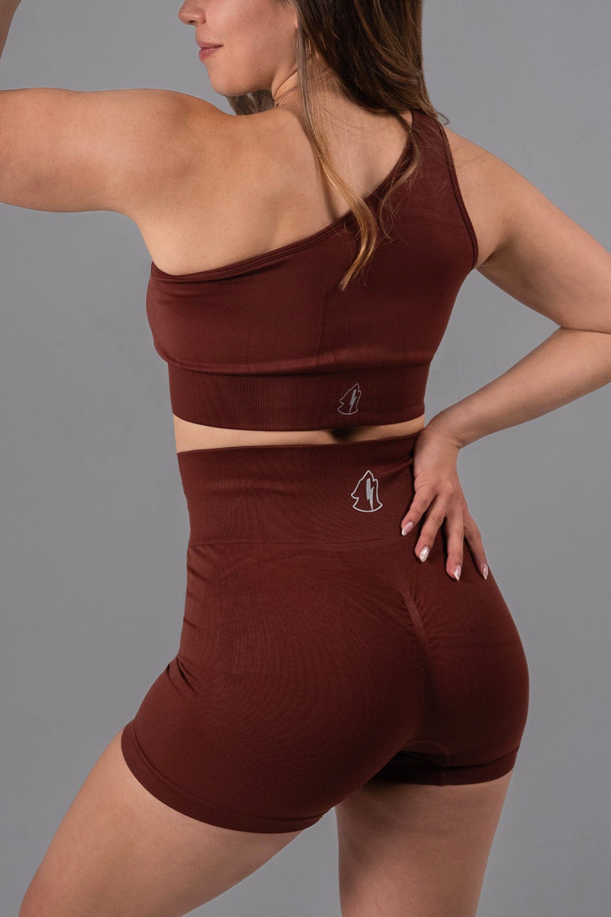 WARGO PERFORMANCE SHORT - BROWN