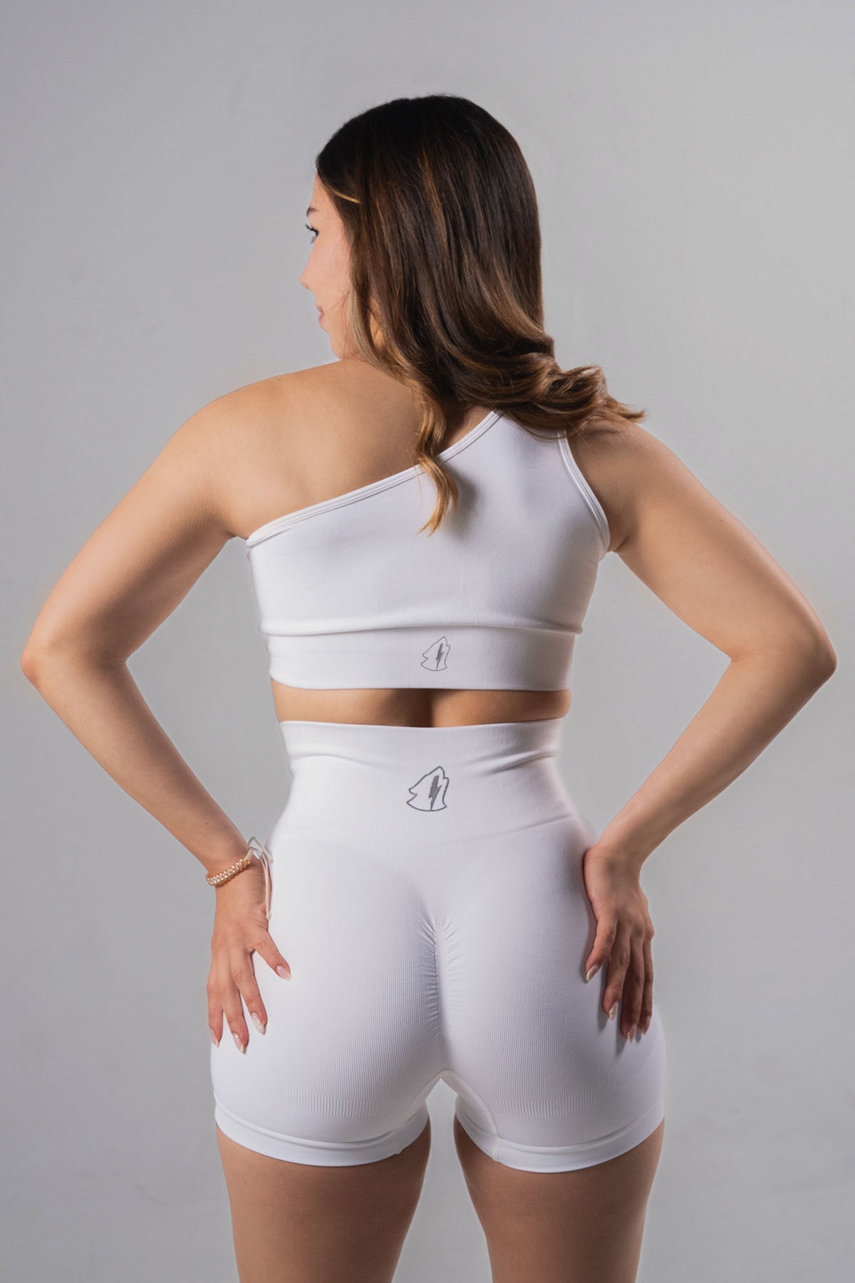 WARGO PERFORMANCE TOP - WHITE