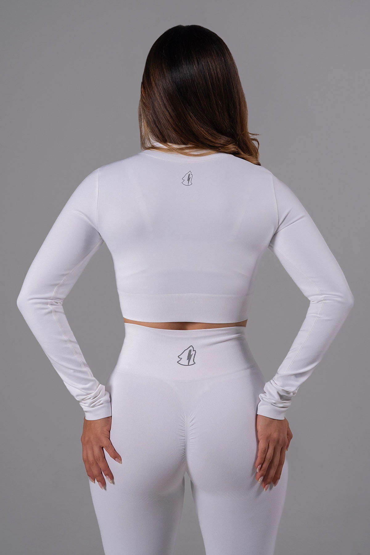 WARGO PERFORMANCE CROP TOP SLEEVE - WHITE