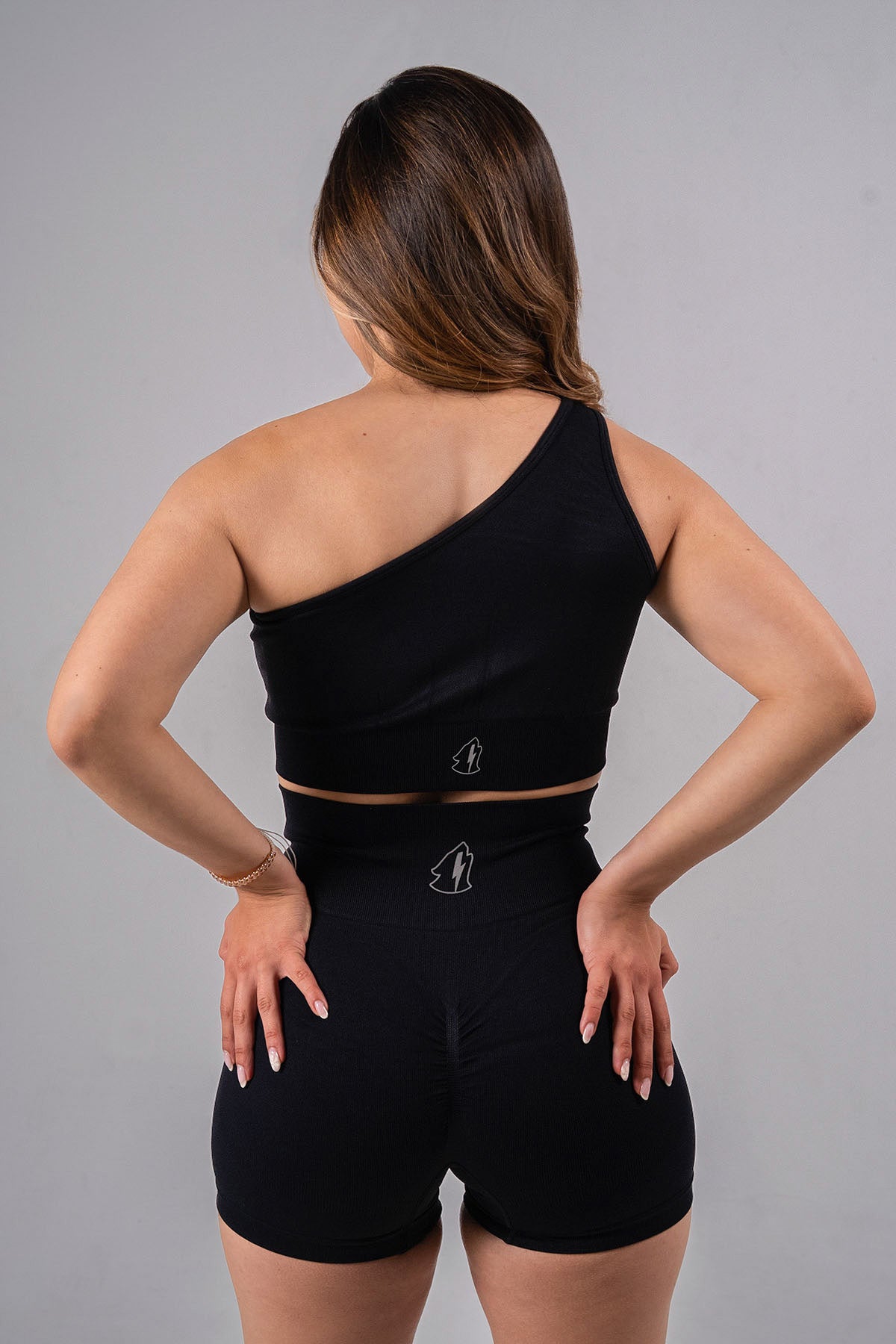WARGO PERFORMANCE TOP - BLACK