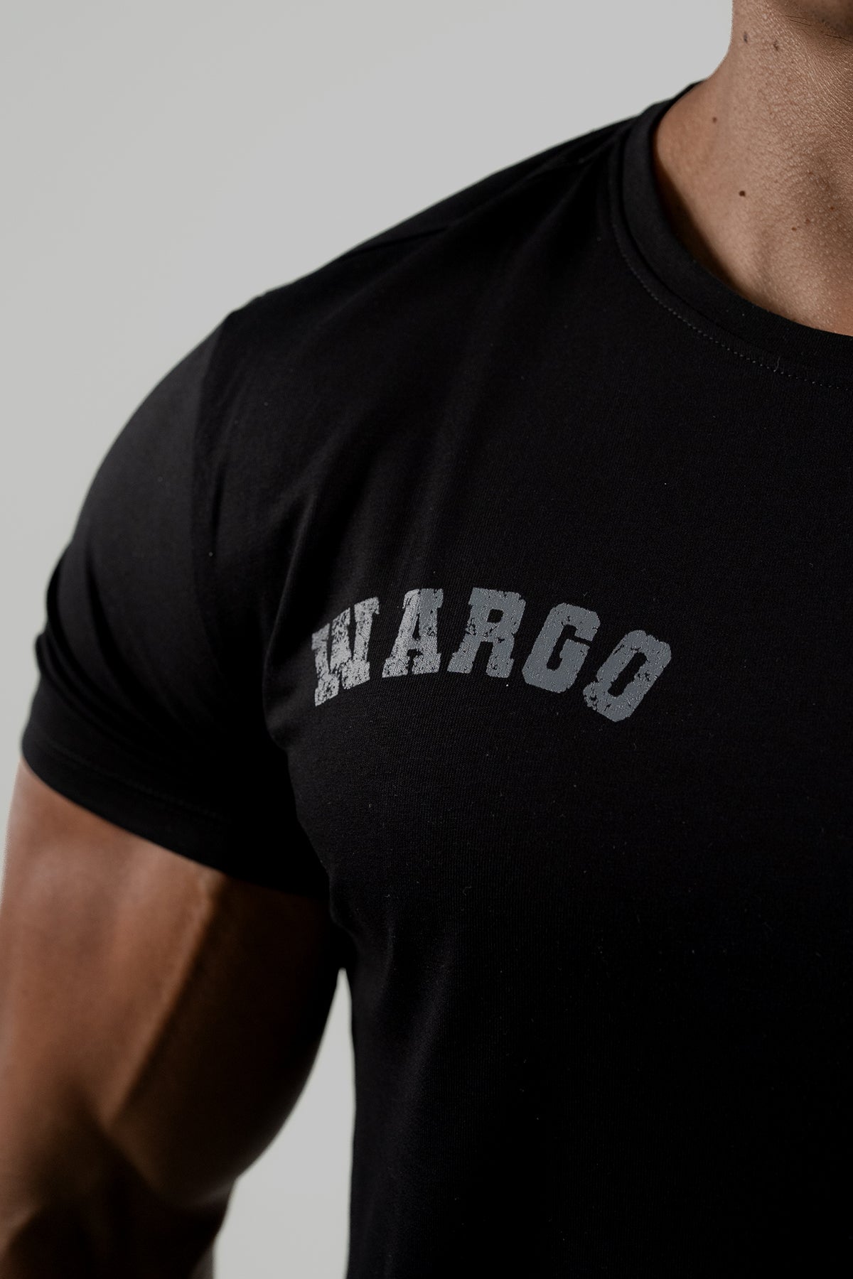 CAMISETA  SUPER SLIM TEE ESSENTIAL - NEGRO