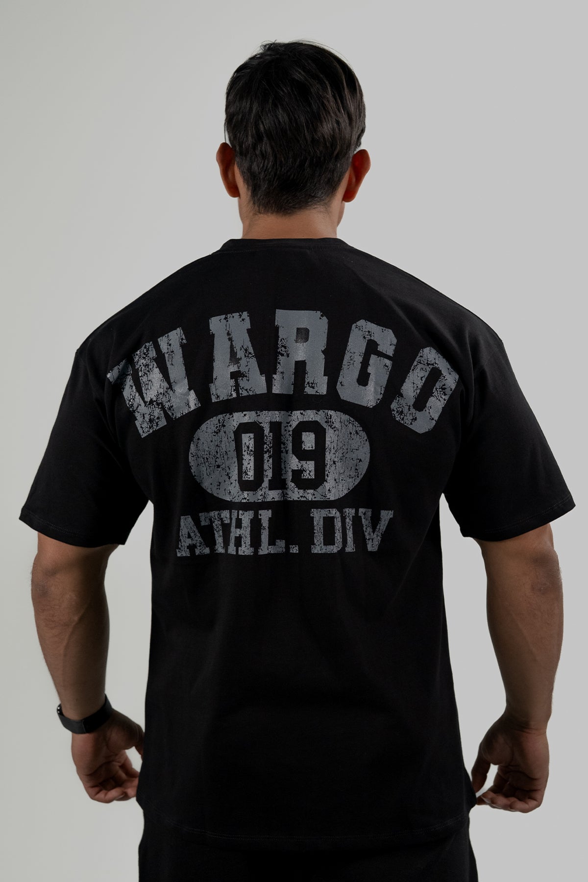 CAMISETA OVERSIZE ESSENTIAL ATHLETE  - NEGRO