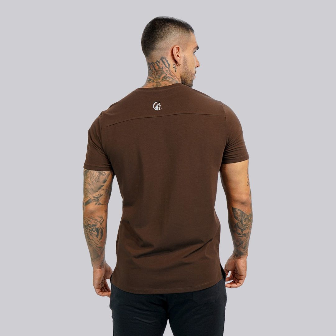 CAMISETA LEGACY TEE - BROWN