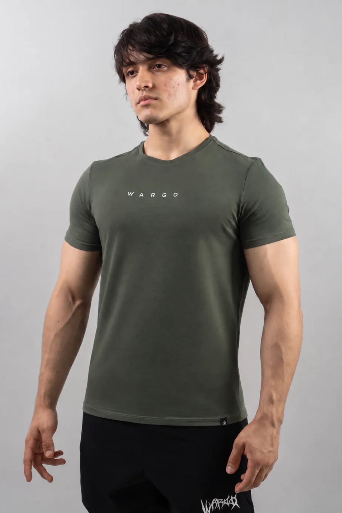 CAMISETA SLIM TEE ESSENTIALS  - VERDE