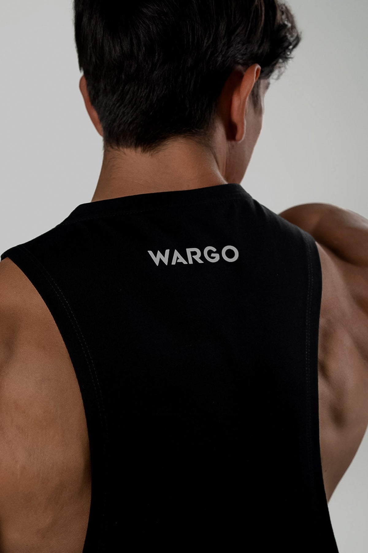TANK ESSENTIAL - NEGRO