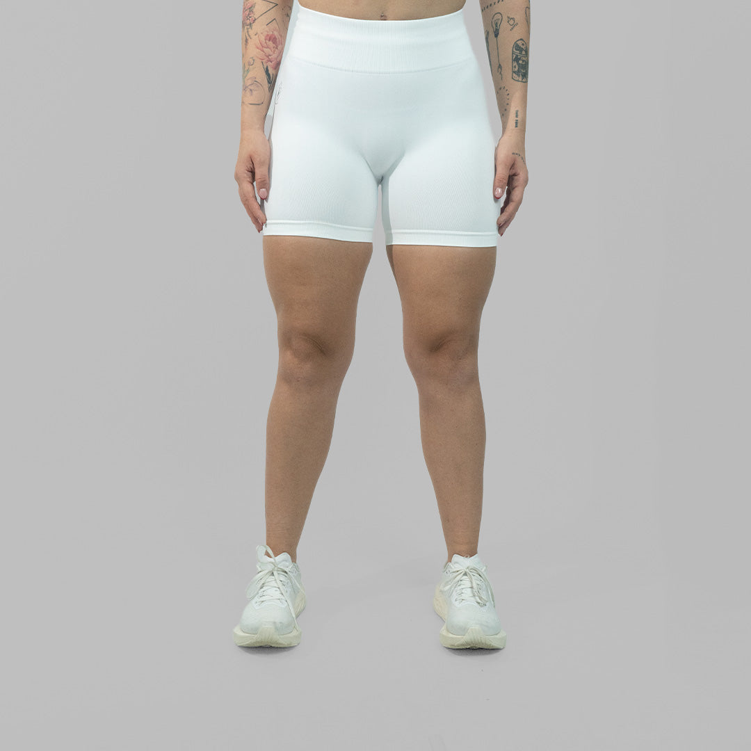 WARGO SIGNATURE SEAMLESS SHORT - WHITE